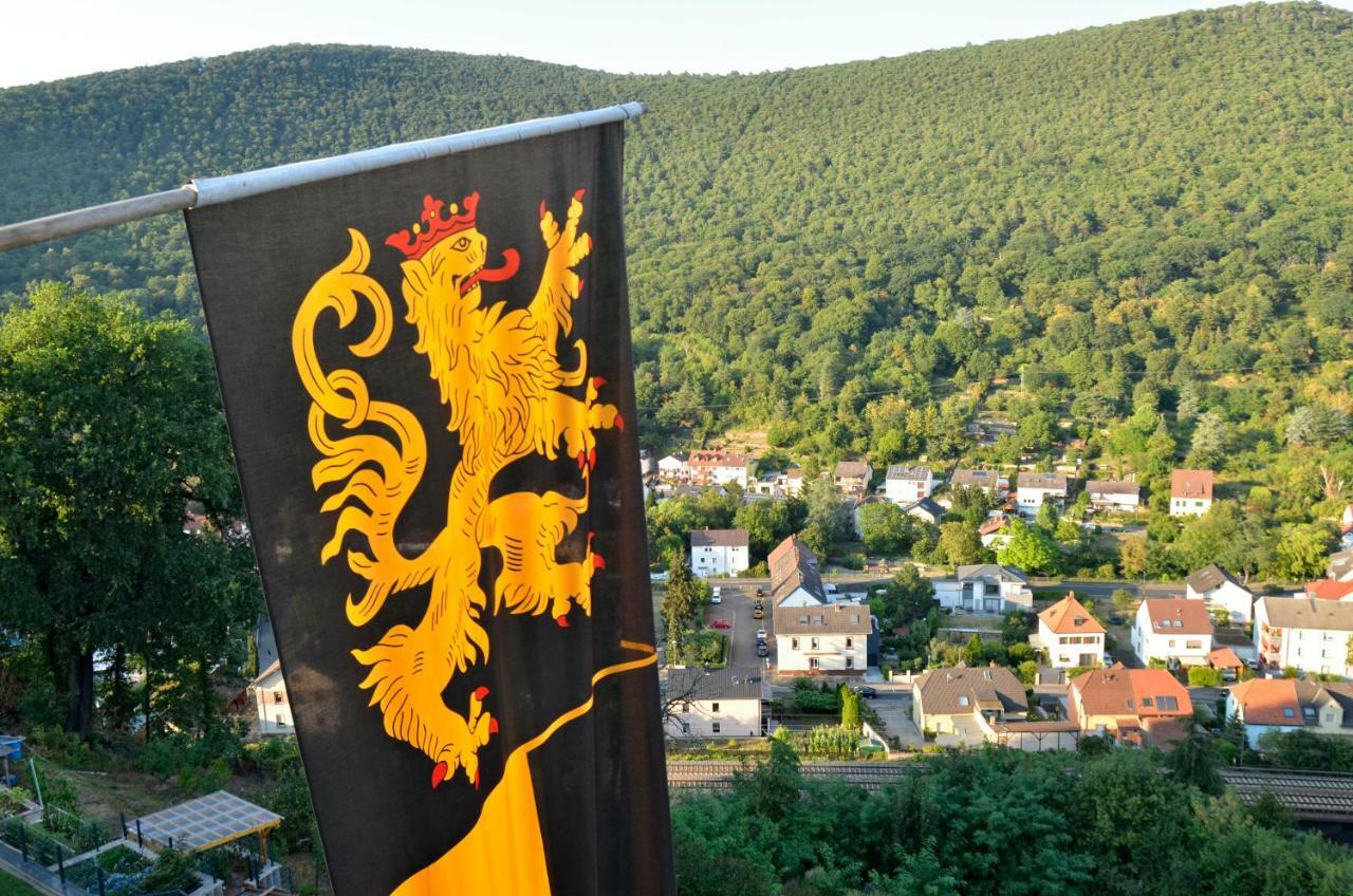 Ferienwohnung Uhuherz Neustadt an der Weinstraße Exterior foto